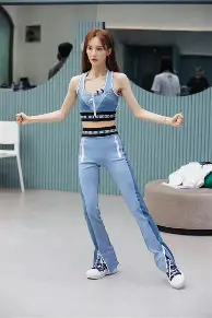 开云体育下载-包含今晨西汉姆调整名单以备中超；主帅复盘环节打磨；更衣室稳定；阵容厚度经受考验的词条